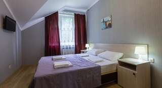 Гостиница Guest House Nika Сочи Бюджетный двухместный номер с 1 кроватью или 2 отдельными кроватями, внешняя ванная комната-16